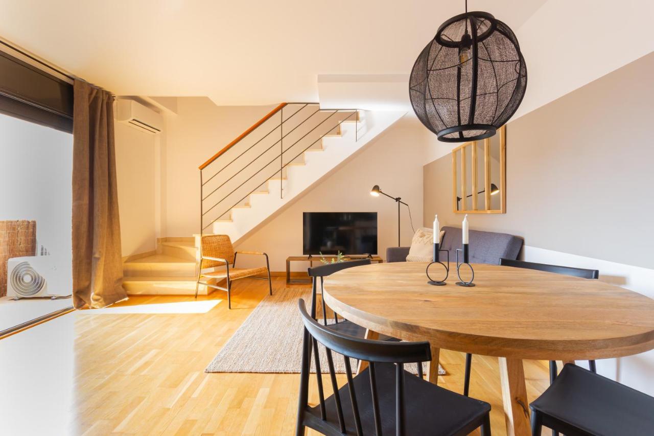 Elegante Duplex En Terrassa, Barcelona Apartment *